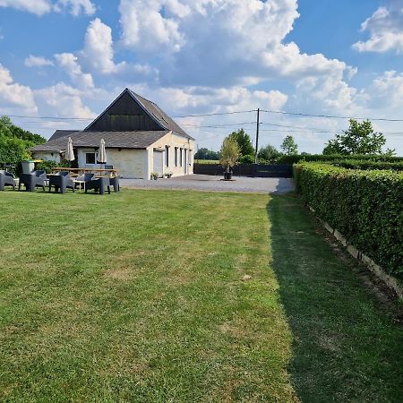 Gite La Criniere Au Vent Etreaupont Exterior foto